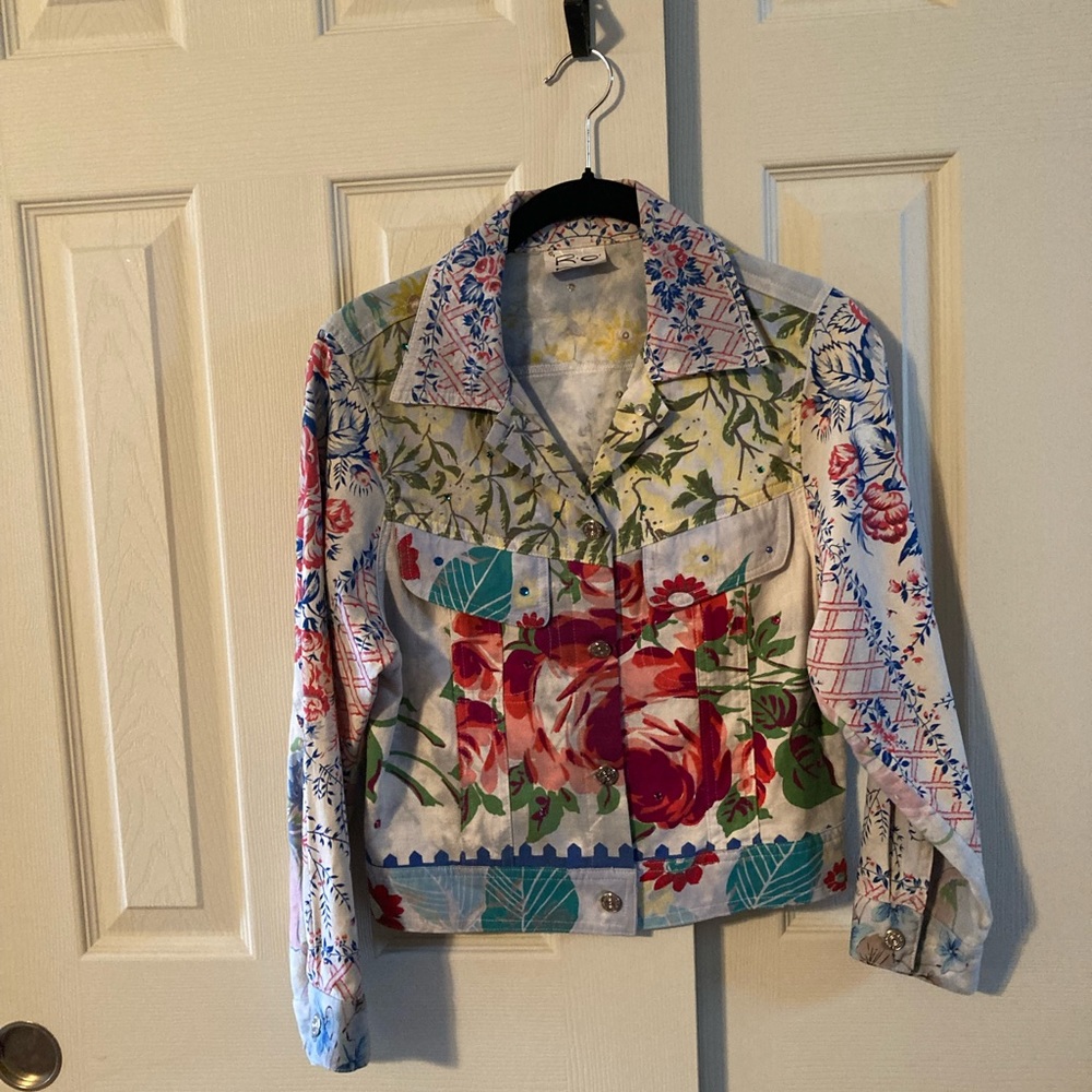 Rona Girls Multi Print Jacket With Scattered Rhinestones